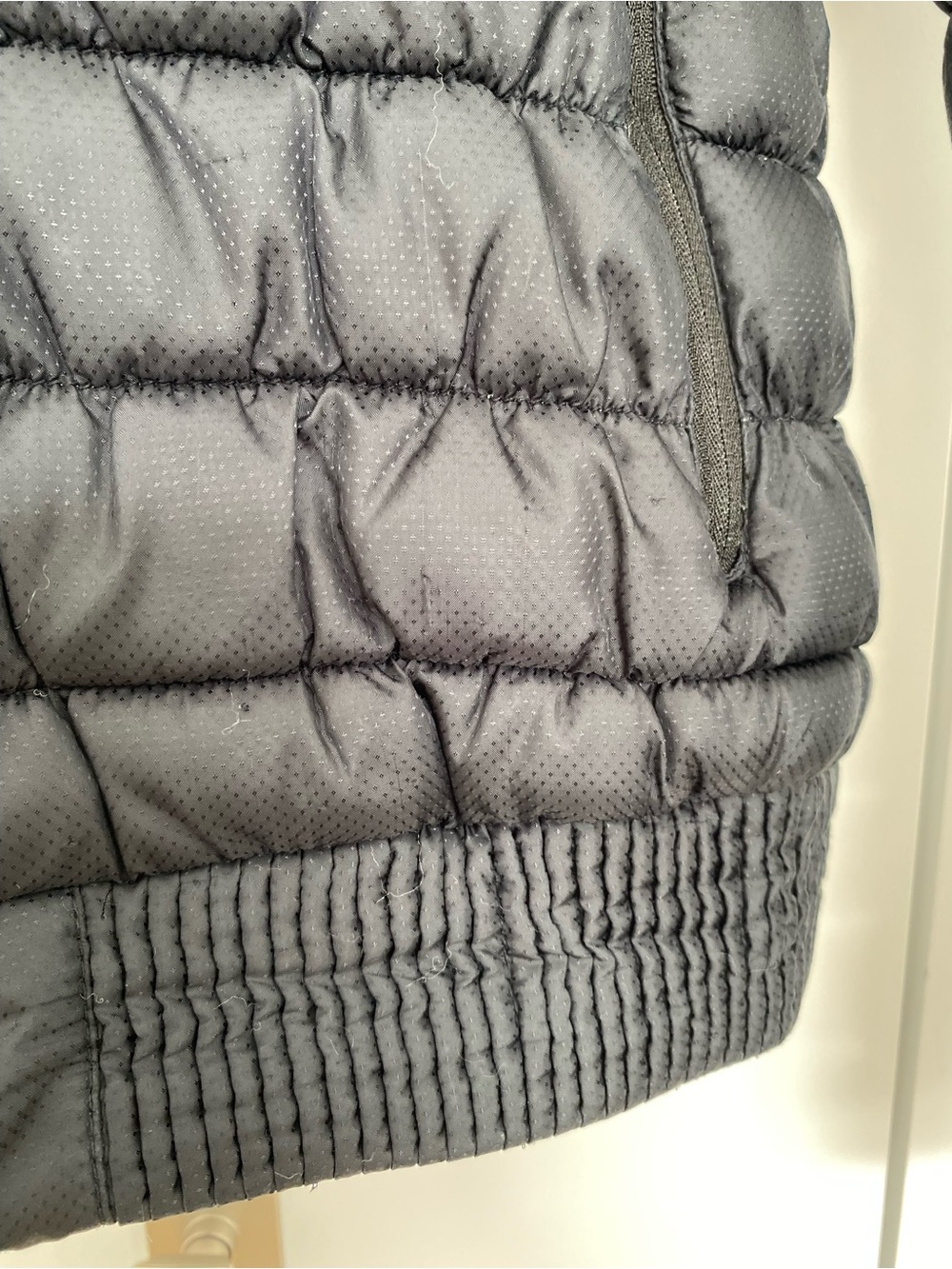 MERRELL Puffer Jacket - Size S - Picture 5 of 9